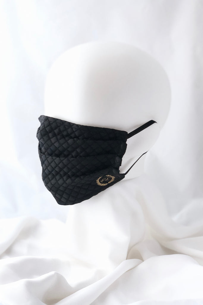 Quilted With Nose Wire